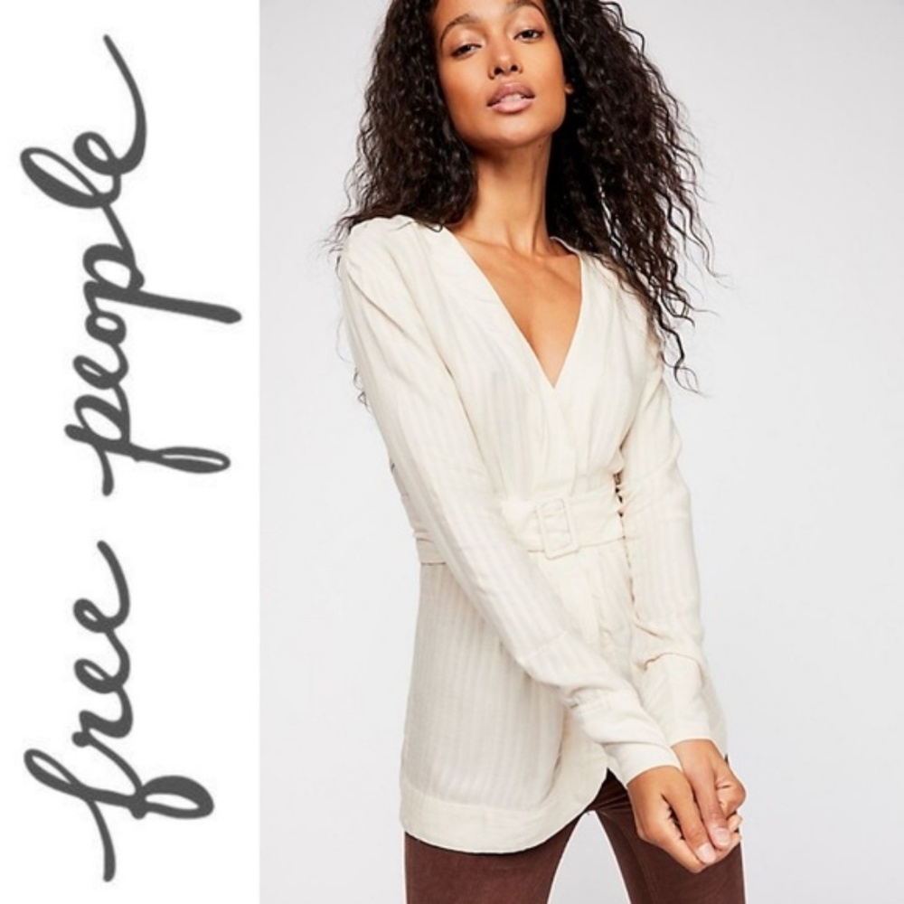NWT FREE PEOPLE BACK IN THE SPOTLIGHT BELTED TOP L